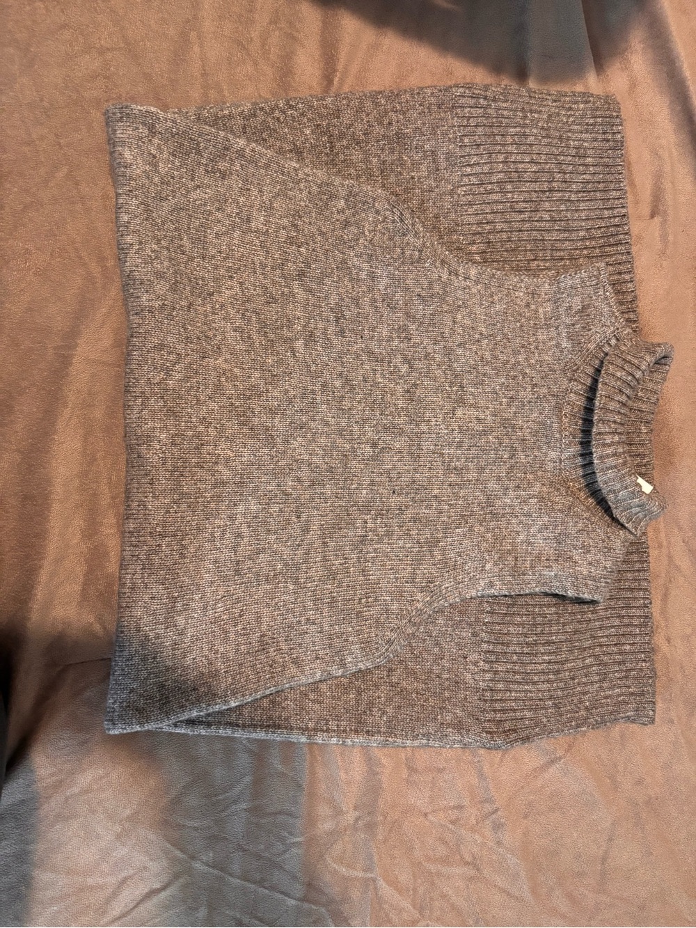 Women’s Gray Crewneck Sweater